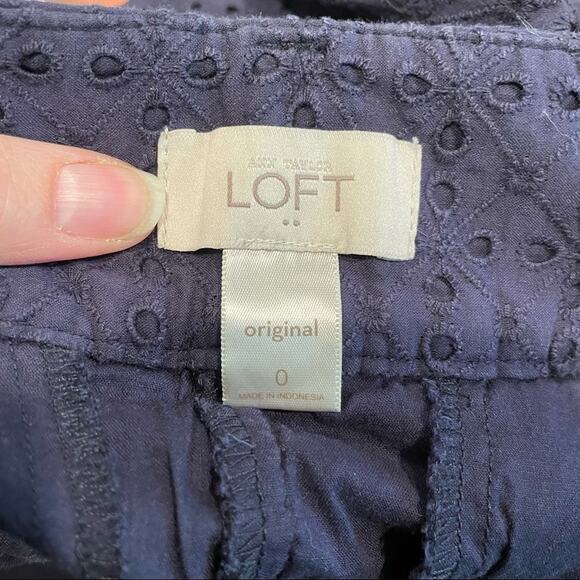 Loft Blue Eyelet Cropped Straight Leg Pants Womens 0 Ankle Trouser Preppy Navy - Picture 4 of 5
